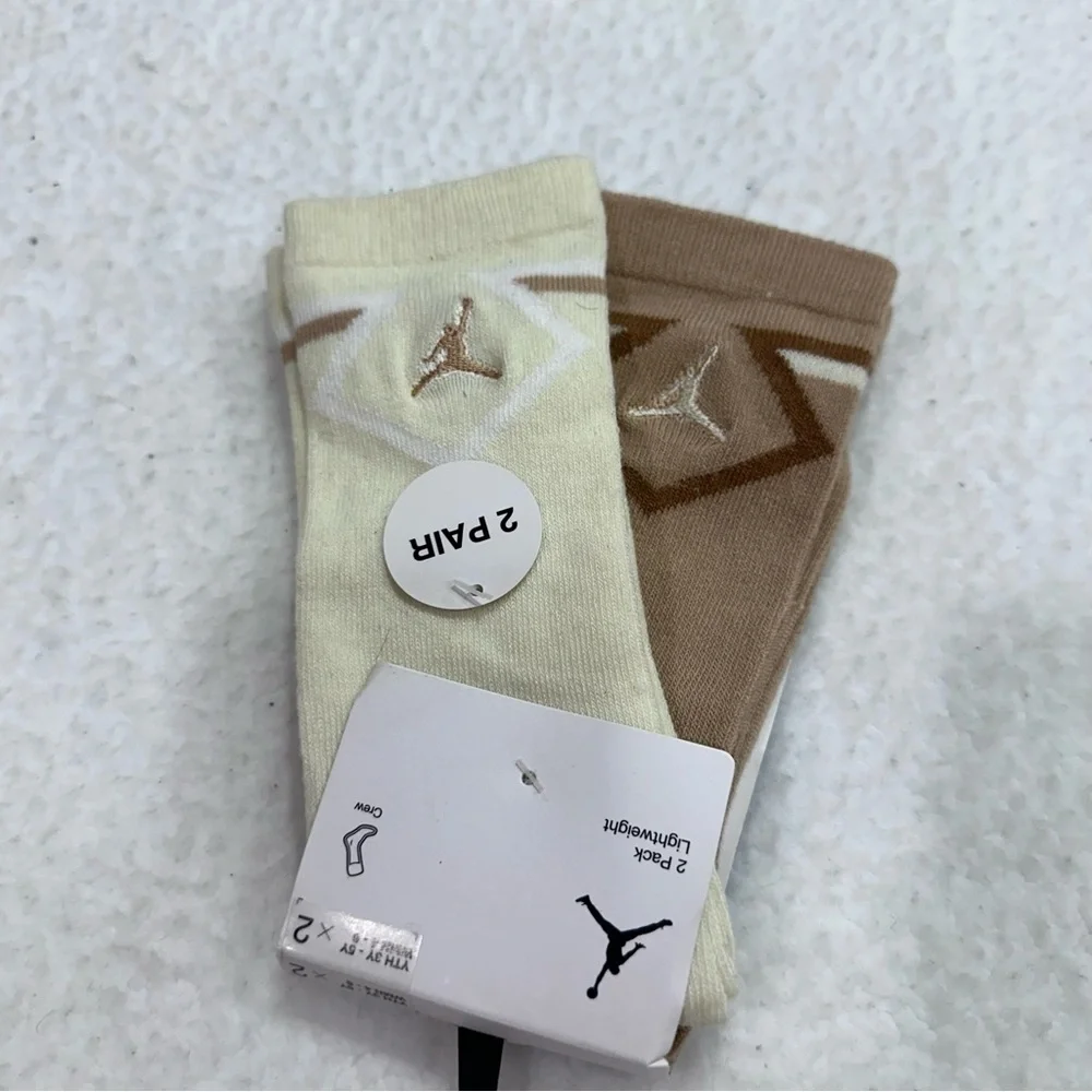 Kids Nike Jordan Cream and Tan Socks